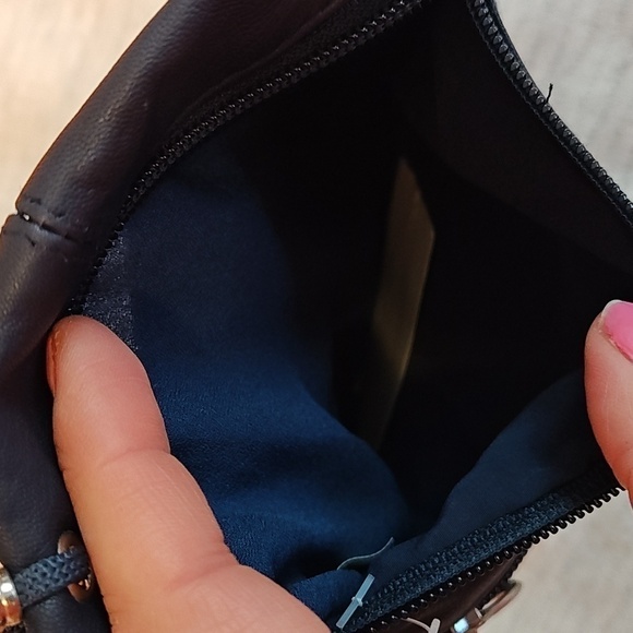 New Black Soft Leather Purse cross body Shoulder Bag Travel Wallet price firm - Picture 7 of 8